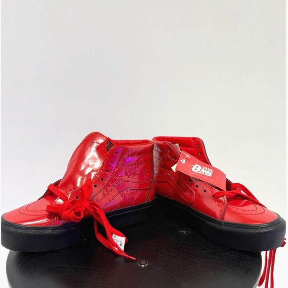 Vans NWT David Bowie Ziggy Stardust Red Patent Leather High Tops - Picture 3 of 9